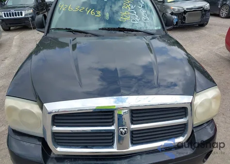 2005 Dodge Dakota Laramie z USA, uszkodzony, nr VIN 1D7HW58N55S161413